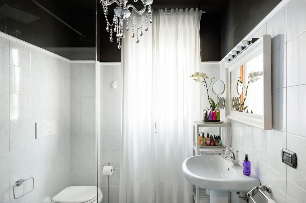 Golden Suite Apartment & Day Use ميلان المظهر الخارجي الصورة